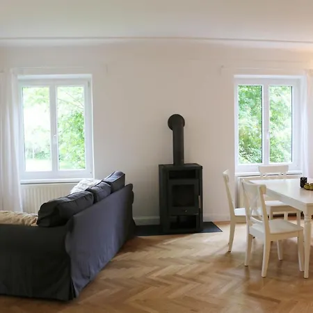 Tinymoon * Feldbach (Styria)